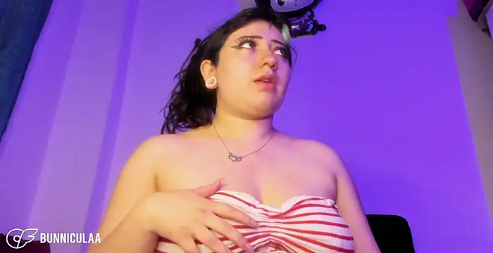 larissa01  online show from 23, 3, 2026