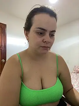 Snapshot of Im_Amelia chatting on 10, 9, 2025 Im Amelia online show from 10, 9, 2025