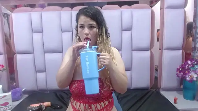 AndrySaenz18 online show from 6, 3, 2025