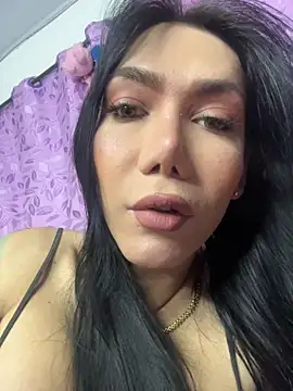 hellendollxxx online show from 19, 4, 2026