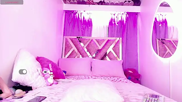 Snapshot of Doll_IvannaTs chatting on 23, 5, 2026 Doll IvannaTs online show from 23, 5, 2026