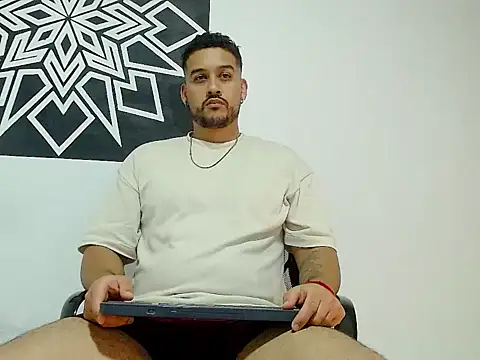  CHRIS-DENNIS  online show from 9, 4, 2026