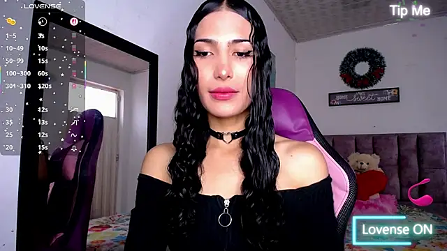 Snapshot of Lanna_hott_ chatting on 4, 8, 2026 Lanna hott online show from 4, 8, 2026