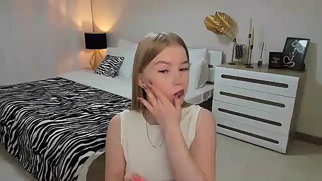 shy  lady online show from 4, 3, 2025