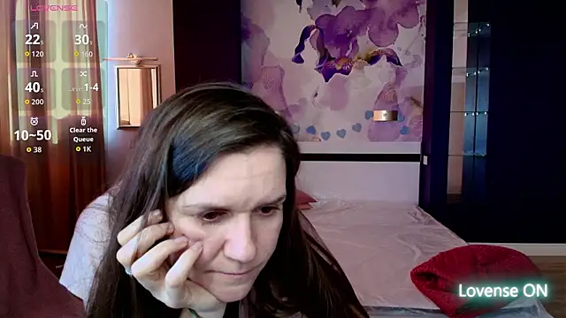 AriaGray online show from 9, 3, 2026