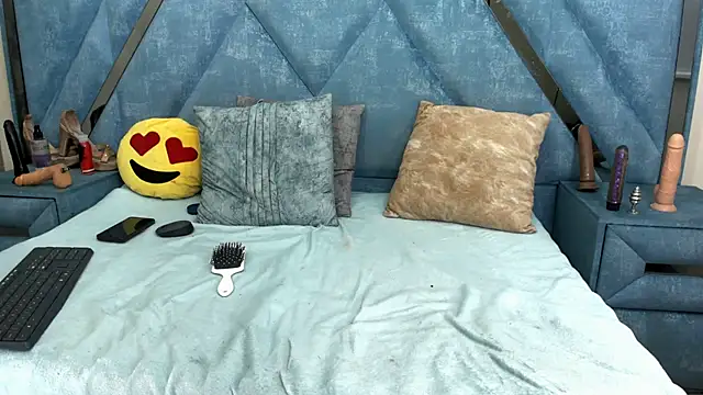 Aura love69 online show from 5, 4, 2026