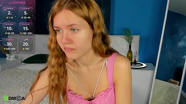 Eva  Lewis online show from 26, 11, 2025