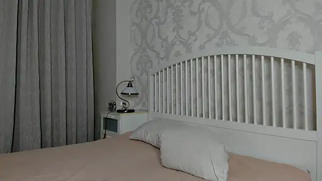 Snapshot of Eva__Lewis chatting on 2, 5, 2026 Eva Lewis online show from 2, 5, 2026