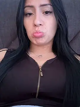 Sara luna  online show from 20, 3, 2025