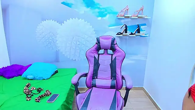 DEMI LEED online show from 25, 9, 2025