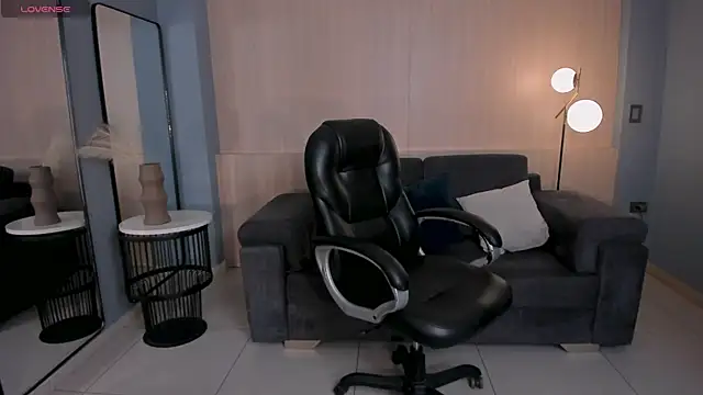 AbbyDalton online show from 6, 4, 2026