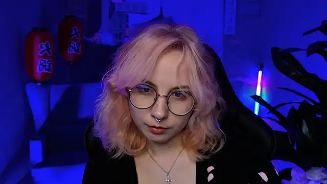 Snapshot of JasmineMilko chatting on 21, 1, 2025 JasmineMilko online show from 21, 1, 2025