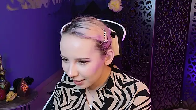 Snapshot of JasmineMilko chatting on 16, 3, 2025 JasmineMilko online show from 16, 3, 2025