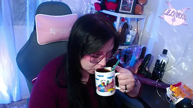 LiloMoon69 online show from 30, 1, 2025