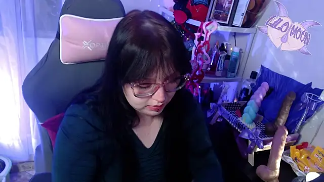 LiloMoon69 online show from 18, 2, 2025