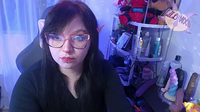 LiloMoon69 online show from 27, 2, 2025