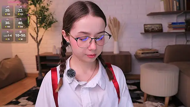 Snapshot of DominikaElis chatting on 4, 7, 2026 DominikaElis online show from 4, 7, 2026