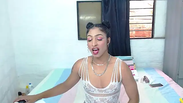 BLACK MOON TS online show from 2, 3, 2026