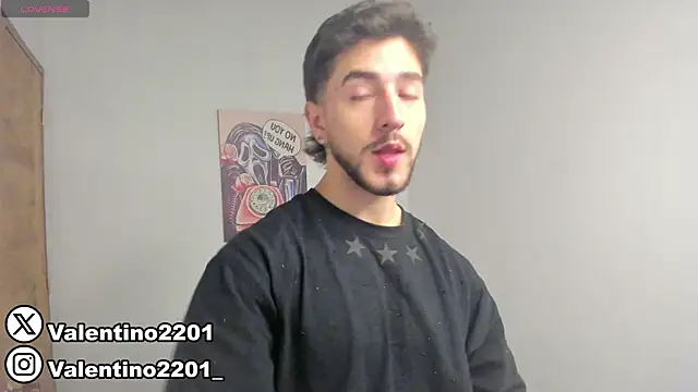 Snapshot of Valentino_Xander chatting on 6, 3, 2025 Valentino Xander online show from 6, 3, 2025