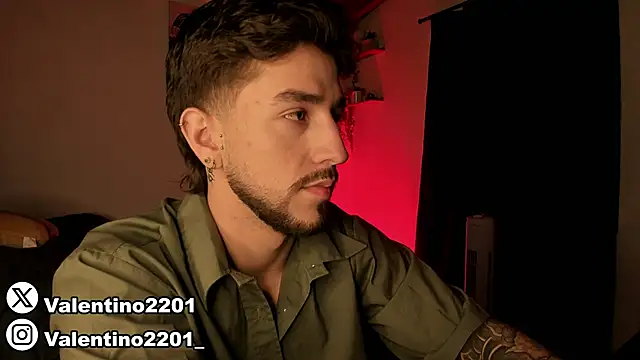 Snapshot of Valentino_Xander chatting on 12, 3, 2025 Valentino Xander online show from 12, 3, 2025