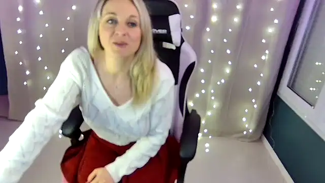 Snapshot of cassiehotsexy chatting on 17, 2, 2025 cassiehotsexy online show from 17, 2, 2025