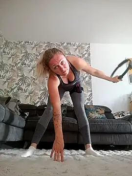 Snapshot of cassiehotsexy chatting on 26, 9, 2025 cassiehotsexy online show from 26, 9, 2025