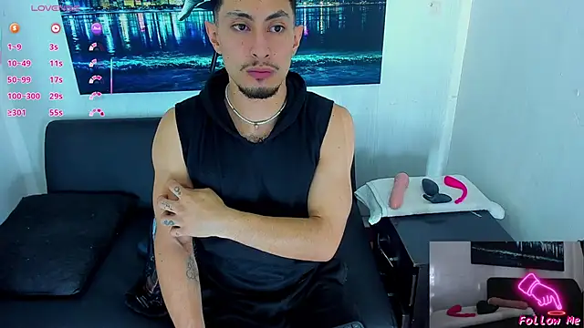 Piggy Eddy online show from 11, 10, 2025