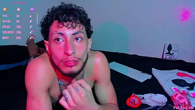 Piggy Eddy online show from 12, 4, 2026