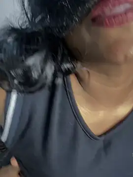 NethuQueen online show from 1, 2, 2026