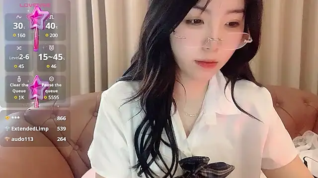 Snapshot of NickiBloom chatting on 20, 2, 2025 NickiBloom online show from 20, 2, 2025