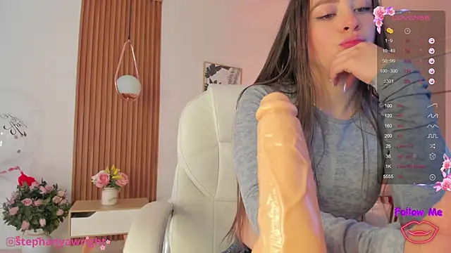 TiffanyWright online show from 23, 1, 2025