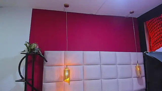 Amberluy online show from 17, 4, 2026