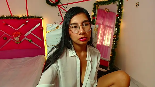 Snapshot of _Jessi29_ chatting on 10, 12, 2024 Jessi29 online show from 10, 12, 2024