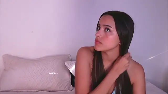 Snapshot of Nicky_and_Blake chatting on 13, 12, 2024 Nicky and Blake online show from 13, 12, 2024