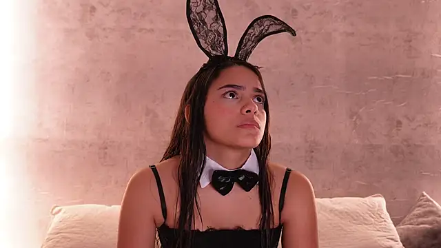 Snapshot of Nicky_and_Blake chatting on 31, 10, 2025 Nicky and Blake online show from 31, 10, 2025