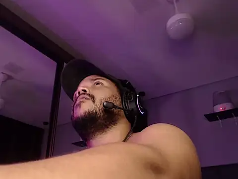 Ale Mineiro online show from 12, 3, 2026