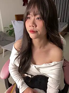 Snapshot of -rosiie- chatting on 20, 1, 2025 -rosiie- online show from 20, 1, 2025