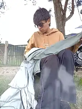 Cuervo maniaco online show from 16, 11, 2025