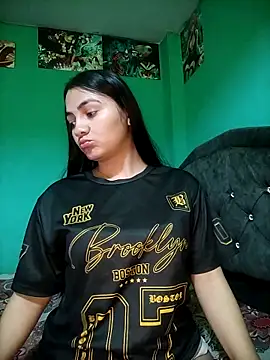 Snapshot of Nahiara_velez chatting on 15, 5, 2026 Nahiara velez online show from 15, 5, 2026
