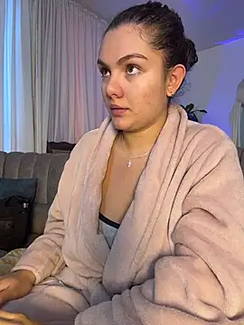 Snapshot of eva_y_marcelo chatting on 12, 1, 2026 eva y marcelo online show from 12, 1, 2026