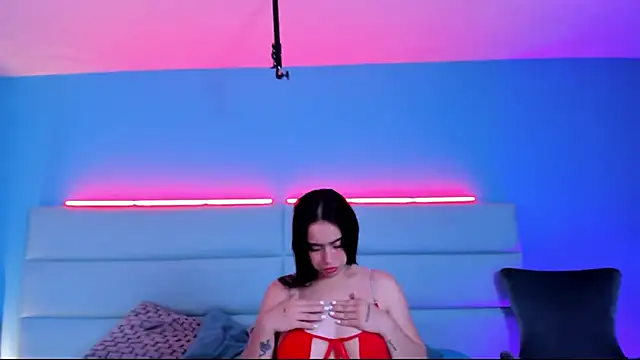 Snapshot of SophieRoyals chatting on 24, 12, 2024 SophieRoyals online show from 24, 12, 2024