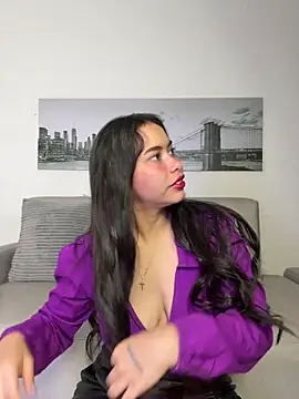 Snapshot of SophieRoyals chatting on 10, 5, 2026 SophieRoyals online show from 10, 5, 2026