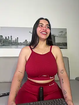 Snapshot of SophieRoyals chatting on 29, 5, 2026 SophieRoyals online show from 29, 5, 2026