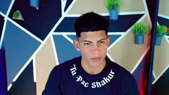 Damian latinxxx online show from 23, 2, 2025