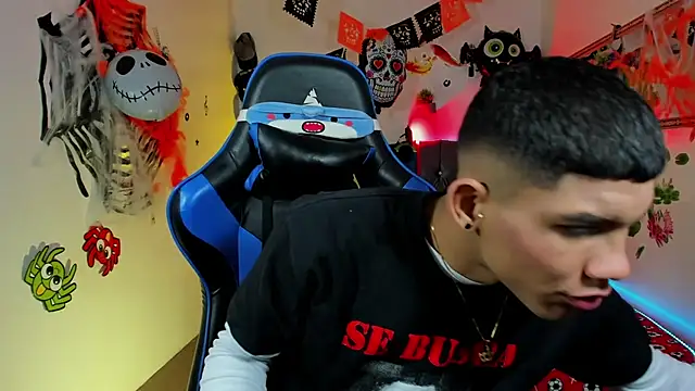 Damian latinxxx online show from 23, 10, 2025