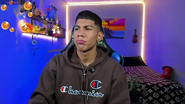 Damian latinxxx online show from 8, 7, 2026