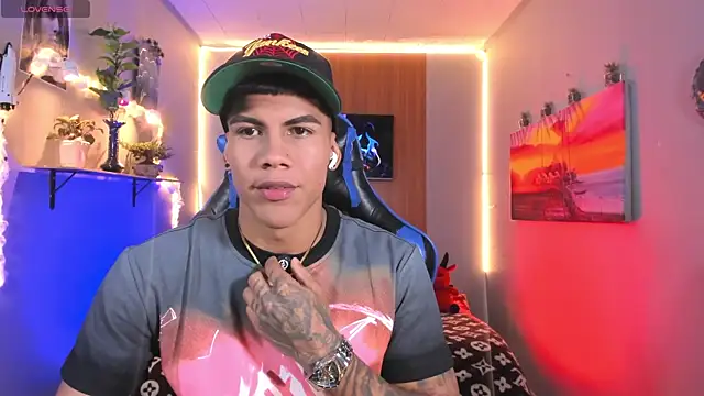 Damian latinxxx online show from 2, 8, 2026
