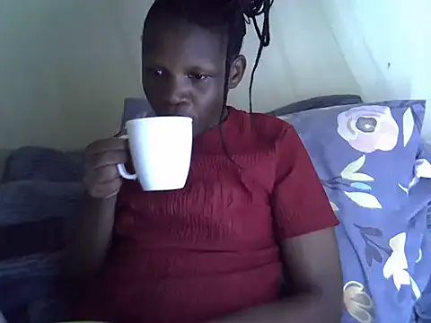 Snapshot of Sweet_serah chatting on 29, 10, 2025 Sweet serah online show from 29, 10, 2025