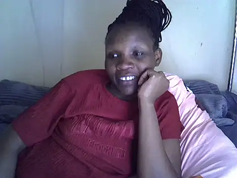 Snapshot of Sweet_serah chatting on 12, 11, 2025 Sweet serah online show from 12, 11, 2025