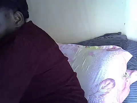 Snapshot of Sweet_serah chatting on 20, 11, 2025 Sweet serah online show from 20, 11, 2025